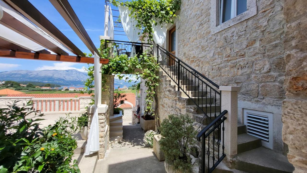 Stone House Apartments Didini Dvori Lumbarda Exterior foto